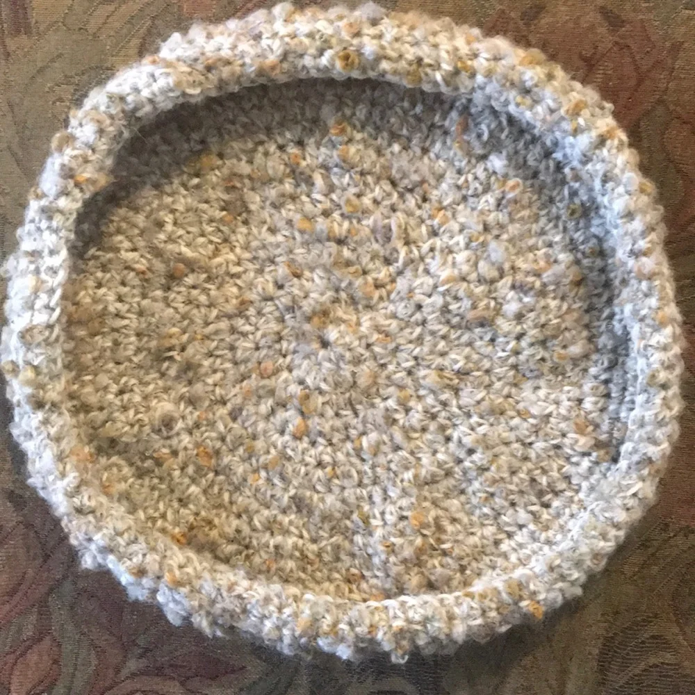 Pet Bed Handmade crochet artesian